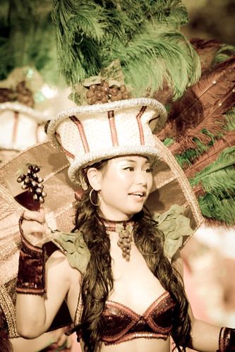Asakusa Samba Carnival 2010-23.jpg