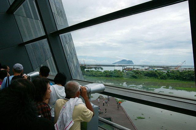 IMGP0582_可以看到整個烏石港與龜山島