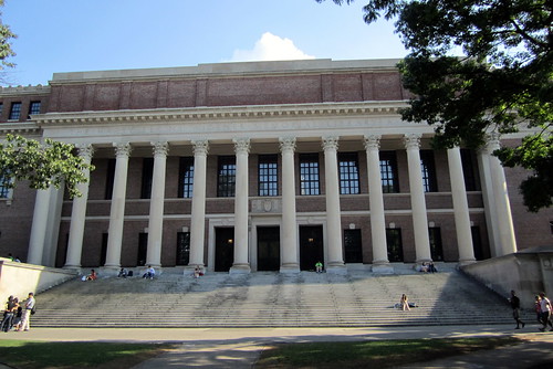 Cambridge – Harvard Square: Harvard University – Widener Libary