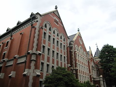 慶應義塾大学