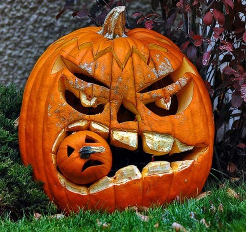 idea-decorating-your-home-for-halloween-577x544