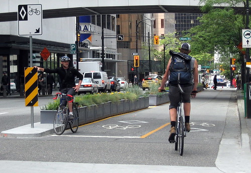 Dunsmuir separated bike lane in Vancouver (Image Credit: canadianveggie on flickr)