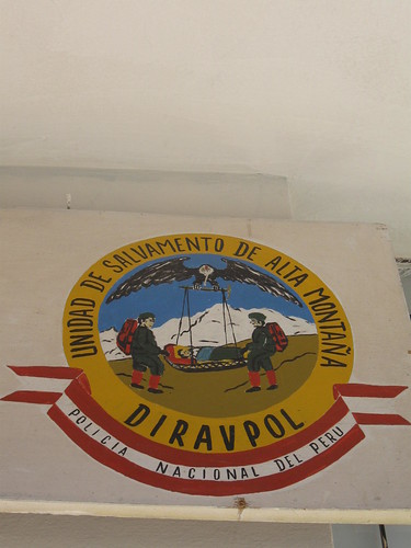2010-4-peru-186-chivay-plaza de armas