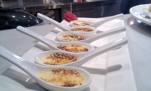 National Geographic cafe - creme brulee