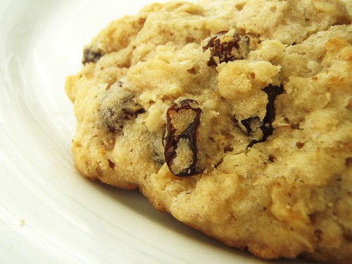 cook's illustrated oatmeal raisin cookie - 29