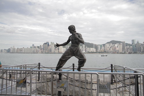 Bruce Lee statue at the Avenue of Stars