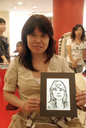Portrait live sketching for Marella boutique - 12