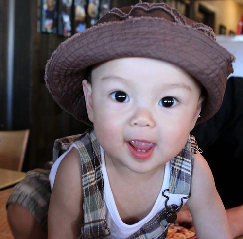 baby with hat