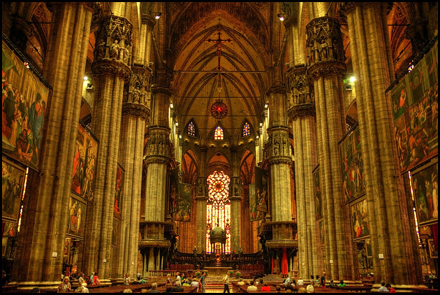 Milan-Duomo-interior
