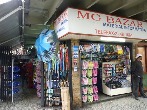 2010-07-17 best place to buy havaianas in rio is mg bazar