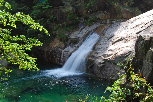 k50 - Emerald Valley Waterfall