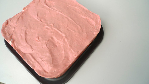 frozen strawberry lemon sour cake