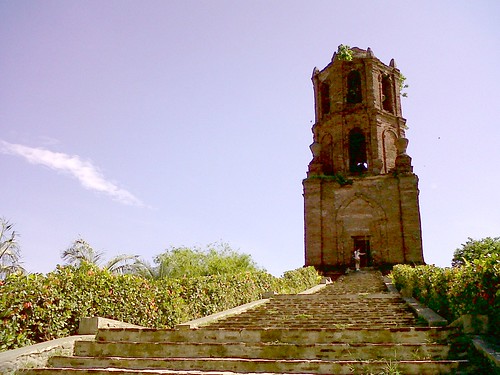 bantay sinking bell tower