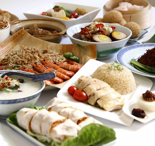 There is a Heritage Feast buffet of 108 dialectic dishes, just S$38++ per adult!