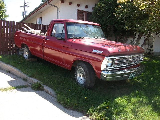 red classic ford truck 1971 f100 lethbridge