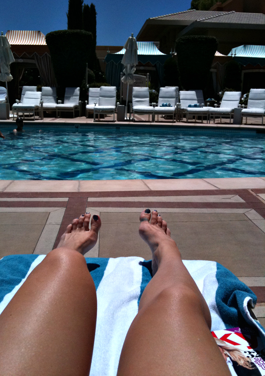 legs wynn pool