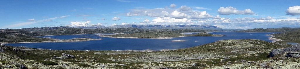 uitzicht over het meer Ørteren