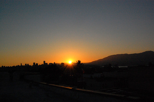 Vancouver - sunset on the rooftop (3)