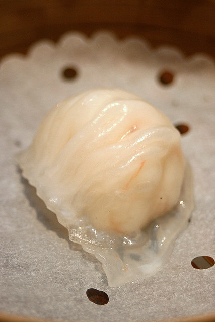 Steamed shrimp dumpling (har gow) - 4pcs for HK$42