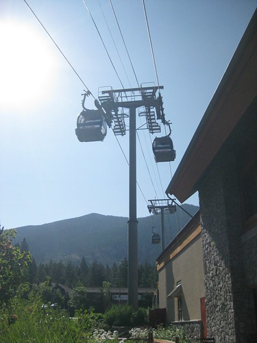 gondolas at Heavenly