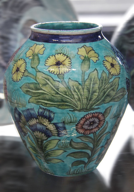 Vase - William De Morgan