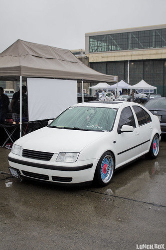 good to see a well done white mk4 jetta heres another of yours