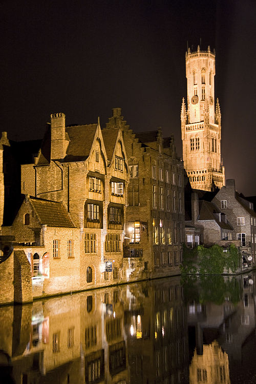 In Bruges, notturna