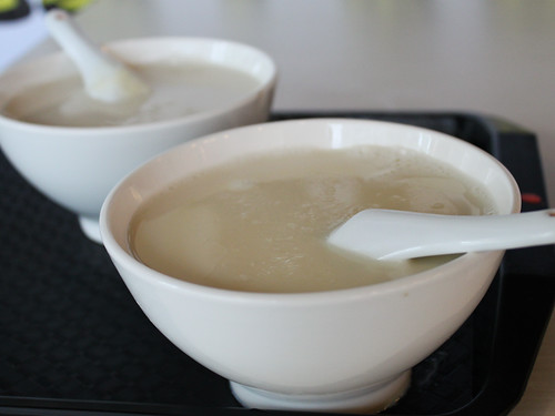 豆漿 soy milk (阜杭豆漿)