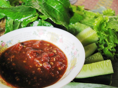 Sambal Lalap (chilli sauce and green vegie)