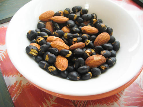 Dry-Roasted Black Beans