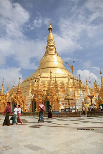 Shwedagon main stuppa