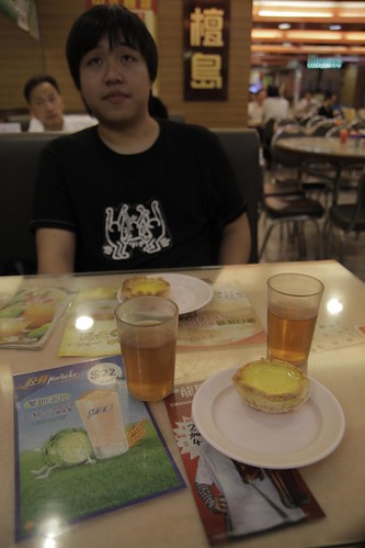 Having Egg tarts with Kevin