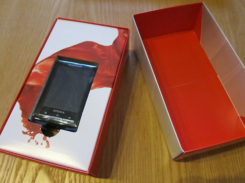 Open the box of Sony Ericsson Xperia X10 mini