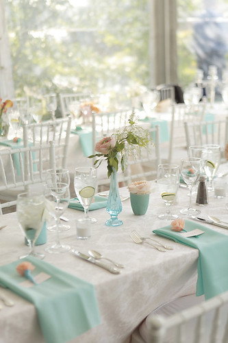 When I saw this lovely photo of a table set with damask cloths aqua linens 