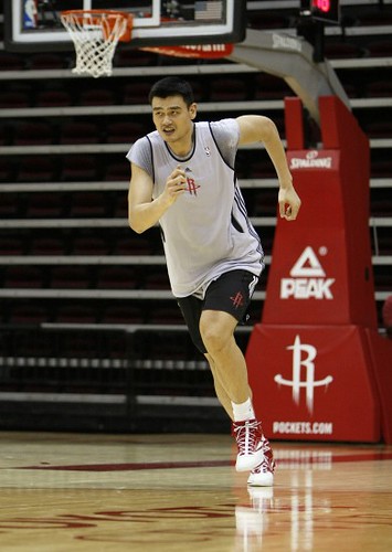 September 25th, 2010 - Yao Ming does sprints in the first day of Rockets training camp