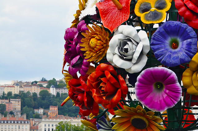 The Flower Tree by Choi Jeong-Hwa