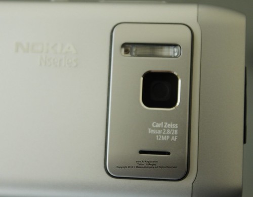 Nokia_N8_Lens