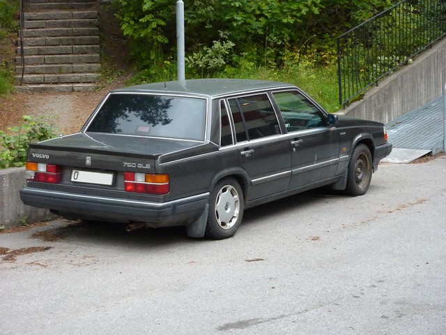 Volvo 460 2.0i GLE (1989)
