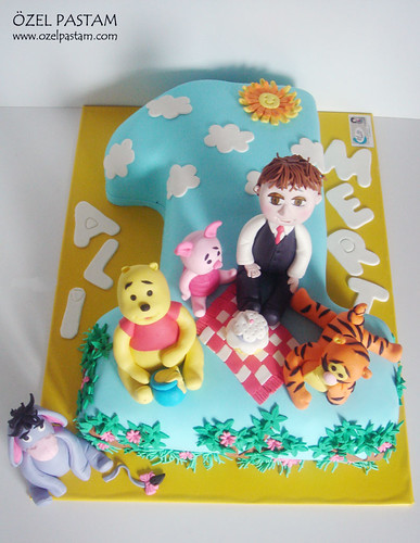 Ali Mert'in Winnie The Pooh ve Arkadaşları Pastası / Winnie the Pooh and Friends Cake