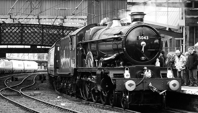 GWR Castle Class loco Earl of Mount Edgcumbe at Carlisle 011