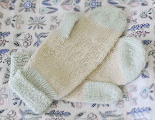 Green and Cream Mittens