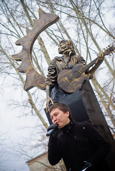 Открытие памятника Виктору Цою в Барнауле