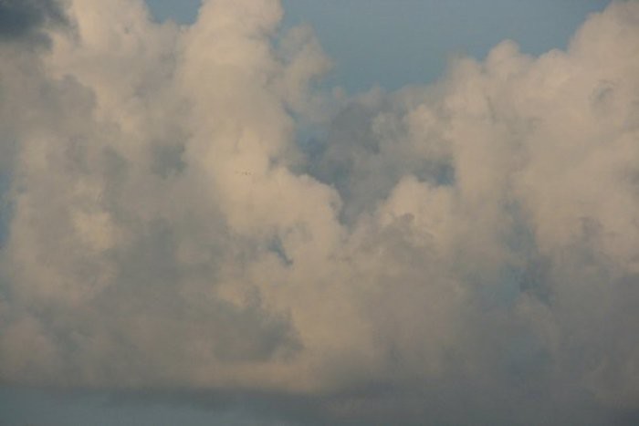 365/264: Cayman Clouds