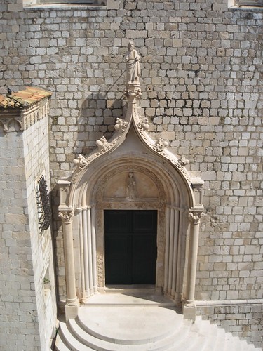 Domonkos-rendi kolostor és templom Dubrovnik óvárosában