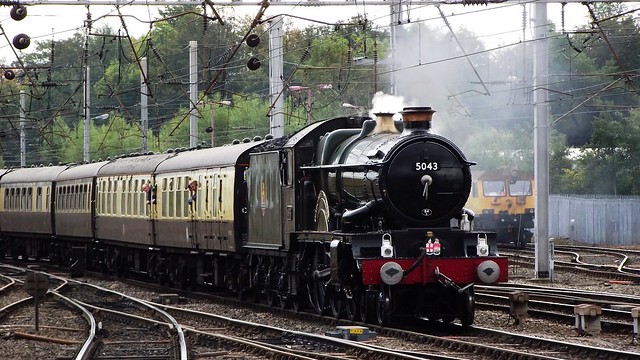 GWR Castle Class loco Earl of Mount Edgcumbe at Carlisle 01