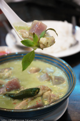 Mata Thai - Green Chicken Curry