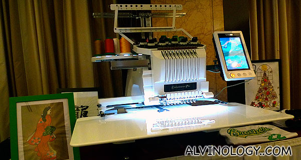 The actual PR-1000 sewing machine