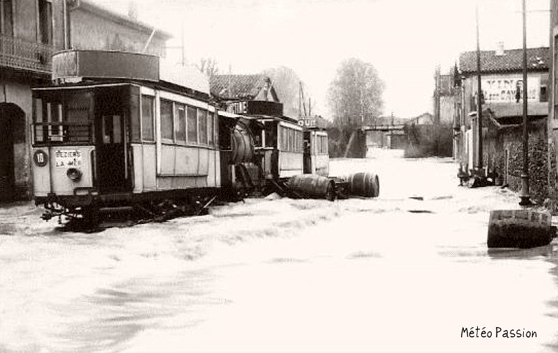 bas-quartiers de Béziers inondés par la crue de l'Orb en 1907