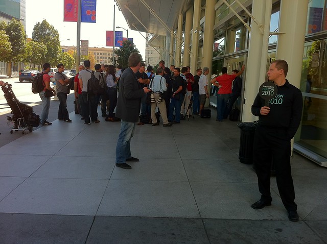 Press gathering in front of Moscone West for BlackBerry Devcon keynote