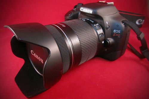 Canon デジタル一眼レフカメラ EOS Kiss X4 EF-S 18-135 IS レンズキット